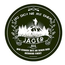 Leg Dich Nie Mit Einem Jager An Aufkleber Autoaufkleber Sticker Amazon De Sport Freizeit Auto Aufkleber Geschenk Fur Jager Aufkleber