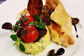 Un Bon Plat A Faire A La Maison Pour Ces Invites Roti En Croute Recette De Chef Bon Plat
