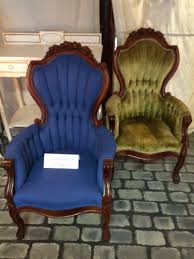 How To Paint Velvet Chairs With Chalk Paint By Annie Sloan Painting Fabric Furniture Velvet Chair Chalk Paint Fabric