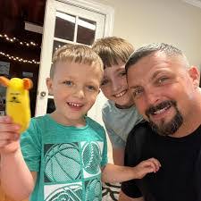 Katina Stokes's Instagram, Twitter & Facebook