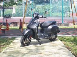 Get a complete price list of all vespa scooters including latest & upcoming models of 2021. Bikes Vespa Gts Super 300 Quasar Definitely Not For Everyone Videos News And Reviews On Malaysian Cars Motorcycles And Automotive Lifestyle