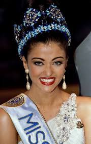 Aishwarya At Her Crowning Moment Miss World 1994 Miss World Aishwarya Rai Bachchan Aishwarya Rai