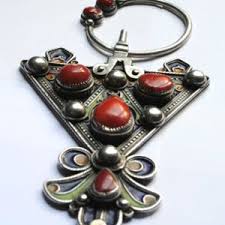 Pin On Artisanat Algerien Kunsthandwerk الحرف اليدوية و الصناعات التقليدية الجزائرية