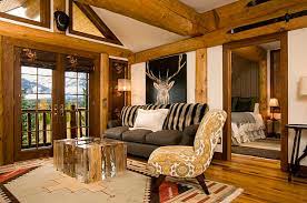 Discover some of the best designs for 2021 and bring an amazing atmosphere into your home! Country Home Decor With Contemporary Flair