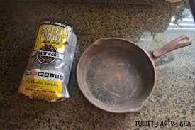 A little (or a lot) of rust on your cast iron cookware is no reason to panic. Thrifty Artsy Girl How To Clean And Season A Rusty Cast Iron Skillet