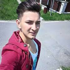 Adrian Drew (@AdrianDrew10)