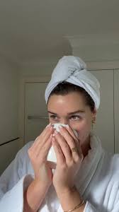 Taming the mane 🦁 with virtue un-frizz cream, 3 more inches magic oil and  virtue texturising spray