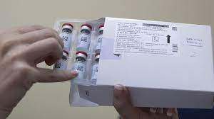 Pero johnson & johnson está con un tema de abastecimiento bien complicado, tiene los compromisos de entregarle al gobierno de ee.uu. J J Covid 19 Vaccine To Start Shipping Early Supply Will Be Uneven