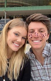 Bro at the end is innocent 😅 #schoolspirits #donuts #milomanheim