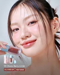 Yesika Morales's Instagram, Twitter & Facebook