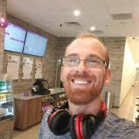 Mike Piet's Instagram, Twitter & Facebook