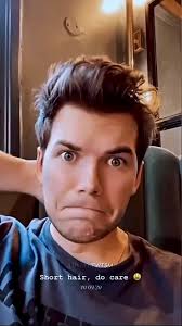 触碰Luke的头发，绝对值得！🤩