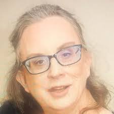 Christina Lockett's Instagram, Twitter & Facebook