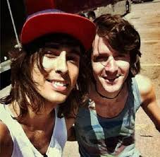 derek sanders and vic fuentes