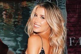 Gracias por su preferencia a nuestro cliente. Hija De Luis Miguel Conto Todo Sobre Su Pelea Con Frida Sofia Blonde Balayage Luis Miguel Michelle