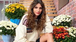 Ποια είναι η νέα σύντροφος του κωνσταντίνου αργυρού. Hliana Papagewrgioy H Mhtera Toy Prwhn Syntrofoy Ths Poy Den Th Celebrities Eidhseis Yupiii Gr