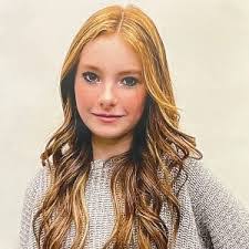 Emma Souza's Instagram, Twitter & Facebook