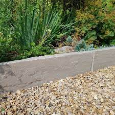 So, why do you need a kerb or edging in your outdoor space? Riven Sandstone Garden Edging