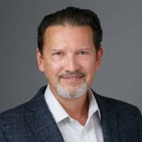 Shawn Gross's Instagram, Twitter & Facebook