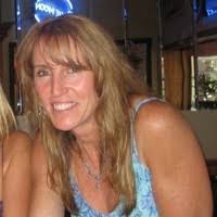 Michelle Lussier's Instagram, Twitter & Facebook