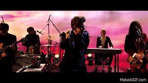 Harry styles performs sign of the times in the bbc radio 1 live lounge vevo.ly/0gswnz #bbcradio1 #harrystyles. Harry Styles Sign Of The Times Live On The Graham Norton Show On Make A Gif