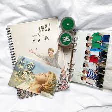 on instagram この前と違うの トレカ置いてないか置いてるかだけㅋㅋㅋ 방탄소년단 防彈少年團 防弾少年団 bts army 朴智旻 パクジミン ジミンペン ジミンペンと繋がりたい 置き画 韓国好き seasons greetings greetings seasons