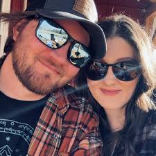 Courtney Racine and Derrick Richard's Wedding Website