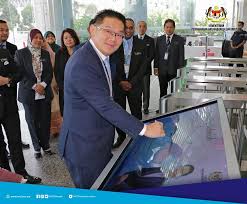Bn 16 mei 2013 29 julai 2015 najib razak (ii) Me Ministry Of International Trade And Industry Malaysia Facebook