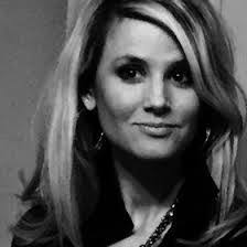 Robyn Rutherford's Instagram, Twitter & Facebook