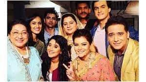 It was created by director's kut productions and written by saba mumtaz, bhavna vyas and ghazala nargis. Yeh Rishta Kya Kehlata Hai Actor Sachin Tyagi Other Crew Members Test Covid 19 Positive Shooting Stalled Tv News India Tv