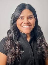 Lea Hebert's Instagram, Twitter & Facebook