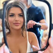 Sarah Elizabeth Alexander (@sarahdabombdiggity) • Instagram photos and  videos