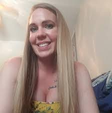 Jo Dohrer's Instagram, Twitter & Facebook