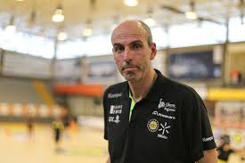 Artur rodrigues | ilha da madeira, portugal | treinador adjunto e secretário técnico da selecão de seniores femininos na federação de andebol de portugal | 240 conexões | ver perfil completo de artur e conectar no linkedin Carlos Resende Wikipedia