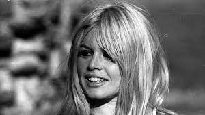 Schöne frauen fotografie ideen gesicht schauspieler bridget bardot frisur ideen schönheit blondinen gute schauspieler. Brigitte Bardot So Umstritten Lebt Die Erotische Film Ikone Heute Intouch
