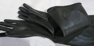 Maybe you would like to learn more about one of these? 24 Inch Sandblast Cabinet Gloves Cyclone Manufacturing