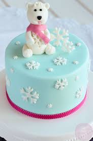 Ungewöhnliche kuchen verzieren ideen und lösungen für räume sammeln wir hier für euch.damit wir uns auch jeden tag zu hause wohlfühlen. Fondanttorte Eisbar Polarbear Cake Topper Geburtstag Kuchen Dekorieren Kindertorte Kuchen Ideen