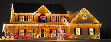 Christmas light hanging service near me. Choosing A Christmas Lights Installation Service Springfield Mo