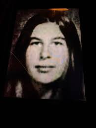 Annette Holbrook's Instagram, Twitter & Facebook