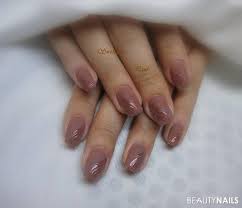 Nägel modern 1001 ideen für nageldesign mit steinen 2017 trends, 60 best inspirational ideas for christmas 2017, find here the modern nail art styles with stylish looks, modern interior house design trend for 2020 in 2020, nageldesign bildergalerie welche sind die aktuellen, acryl nägel clevere lösung für brüchige nägel, hochzeitsnägel die trends für 2017, einfaches nageldesign 27. 55 Matt Farbene Nagel Mit Nageldesign Und Uv Gel