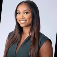 Jaleesa Washington's Instagram, Twitter & Facebook