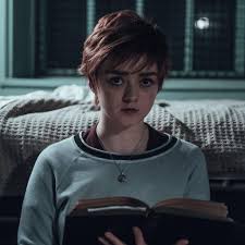 The game of thrones actress has been seen as a brunette ever since she stepped into the spotlight. Just Released New Production Stills Of Maisie As Rahne Sinclair Wolfsbane In New Mutants Maisiewilliams