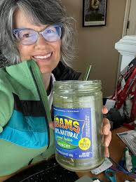 Howdy!!! Really love this kind of recyclable straws & easy to clean & use  it again than toss straws. I really cherish Environment. Millions of straws  ended up at landfall waste. Let's