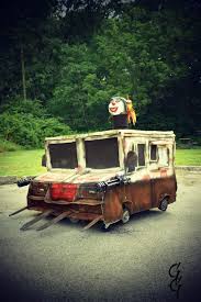 The truck's consistent image is black with pink polka dots, and a massive head in sweet tooth's likeness.it has been driven by: Sweet Tooth Twisted Metal Album On Imgur