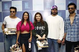 Krushna Abhishek Kashmera Shah Rajniesh Duggall Rishaab Chauhaan Deepshikha Grace The Launch Of New Brand Store Krishna abhishek (the kapil sharma show 2020) lifestyle, income, house, cars, family krushna abhishek recently decided to opt out from an episode of the kapil sharma show featuring govinda. krushna abhishek kashmera shah