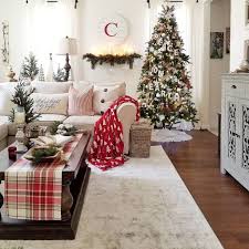 With special gold candlestick holders, fresh florals, and a. Popular Christmas Theme Coffee Table Decoration Ideas 15 Pimphomee