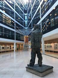Find the perfect willy brandt haus stock photos and editorial news pictures from getty browse 3,217 willy brandt haus stock photos and images available, or start a new. Adieu Willy Brandt Haus Neuer Versammlungsort Ab 2019 Haus Grund Kreuzberg