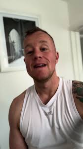 Thomas Moulton (@iamtomwood)