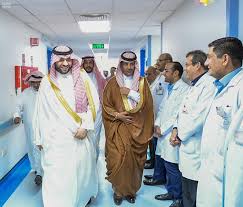 عام أمير منطقة الحدود الشمالية يعايد المرضى في مستشفى الأمير عبدالعزيز بن مساعد بمدينة عرعر وكالة الأنباء السعودية