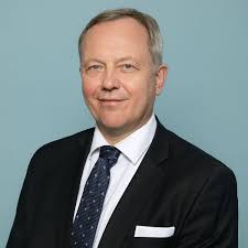 Knud Jacob Knudsen, Europe